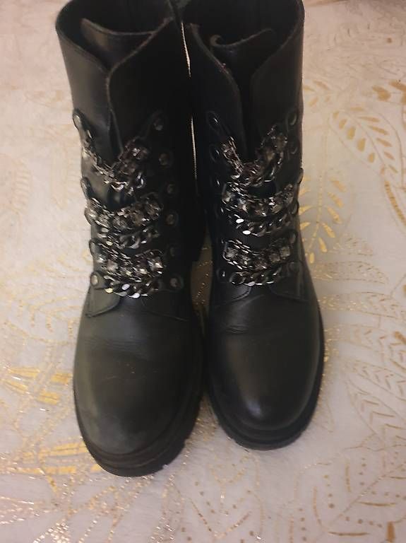 Scarpe da donna: Bottes San Marina – Usato da lausanne venduto da canelle5 2