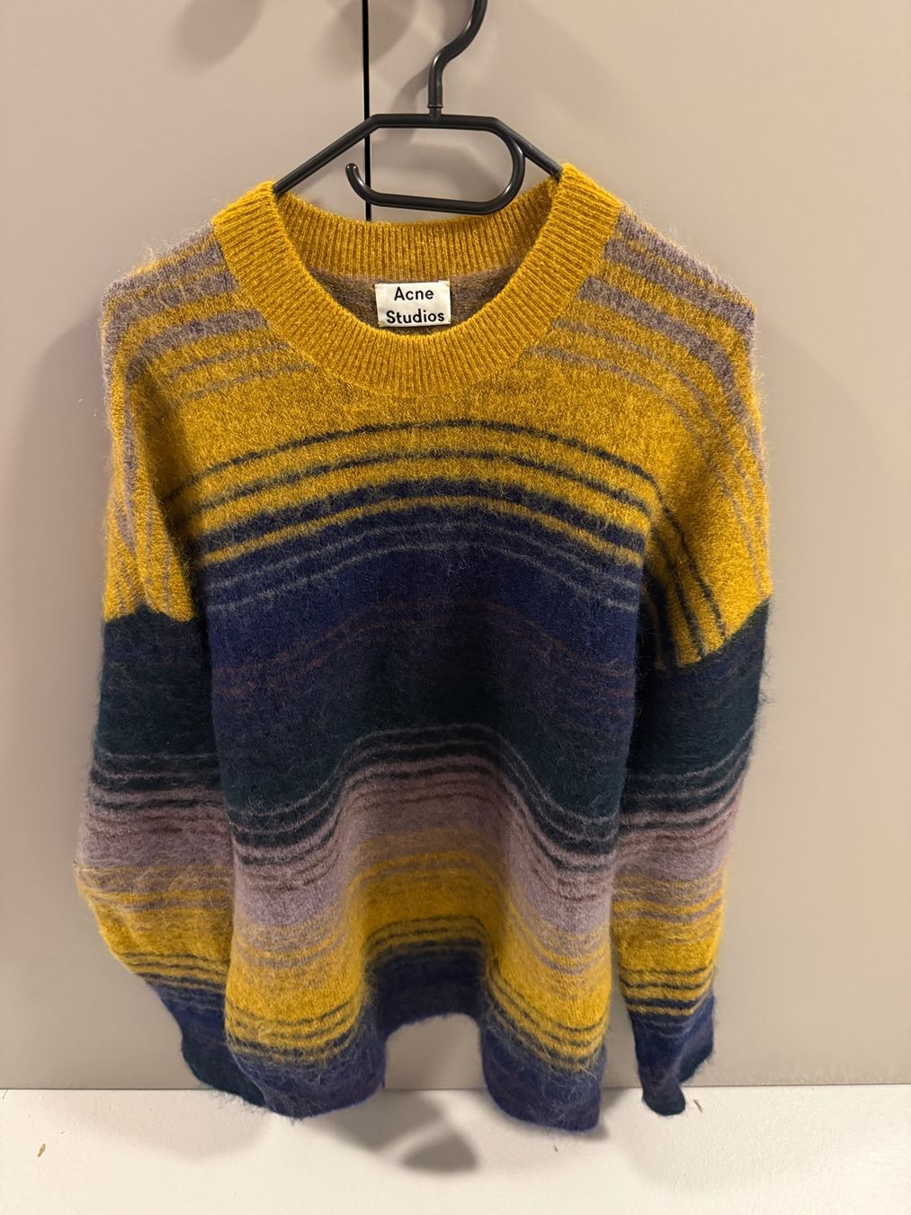 Pulls & Sweat-shirts: Pull Acne Studios – D'occasion à Vandoeuvres par iga_zzg6