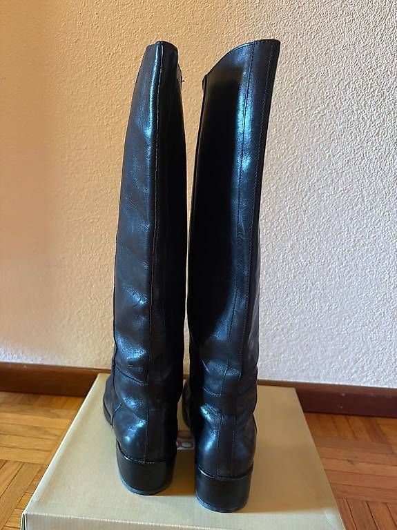 Max Mara Scarpe da donna: Stivali Max Mara n. 37 – Usato da Castel San Pietro venduto da sab_lj2d 1