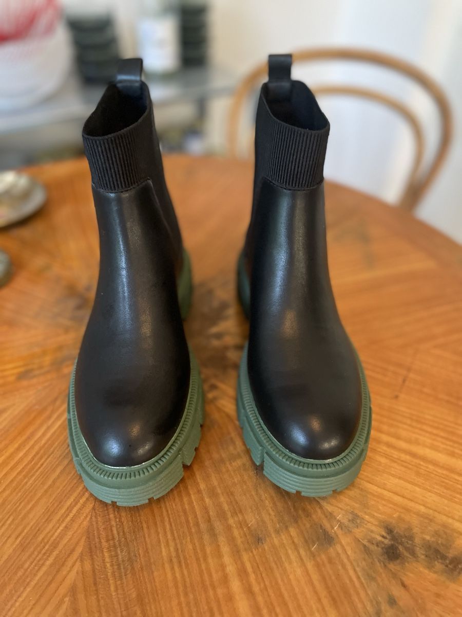 Scarpe da donna: Chelsea Boots, ungetragen – Nuovo (secondo la descrizione) da Bern venduto da lin_8szx 1
