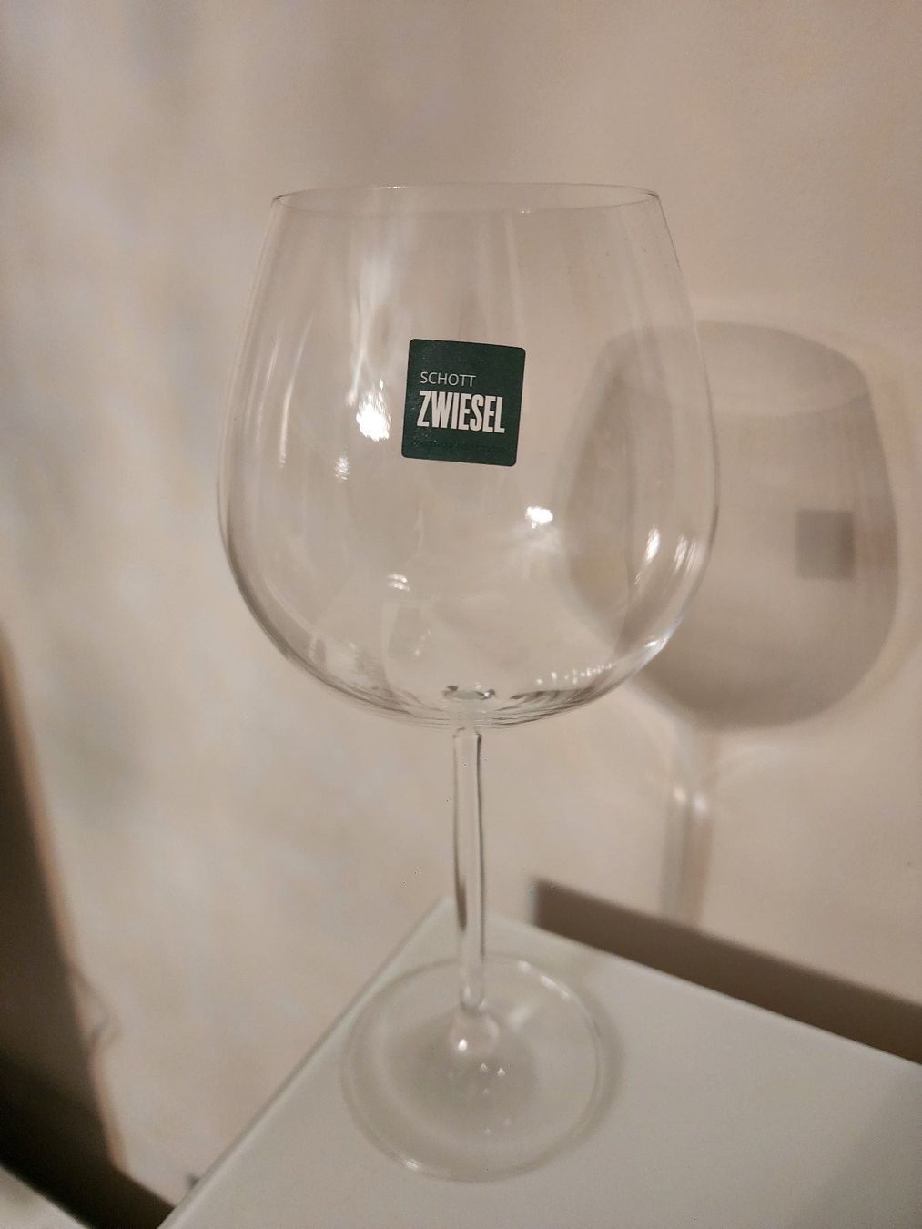 Zwiesel Bicchieri: Schott Zwiesel Rotweingläser - 4 Stück – Nuovo e nell'imballaggio originale da Siebnen venduto da TomLauVau 1