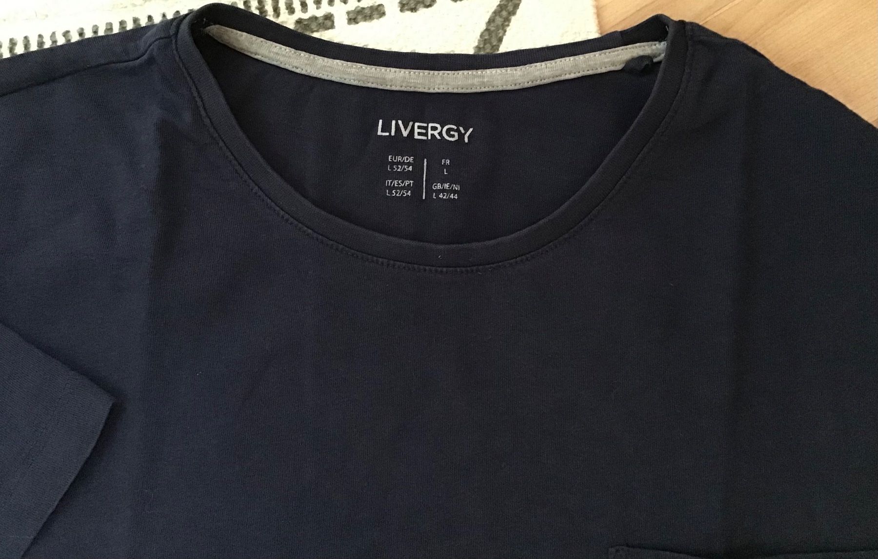 T-Shirts: Shirt Paket Gr. L – Gebraucht aus Niederuzwil von Mala 4