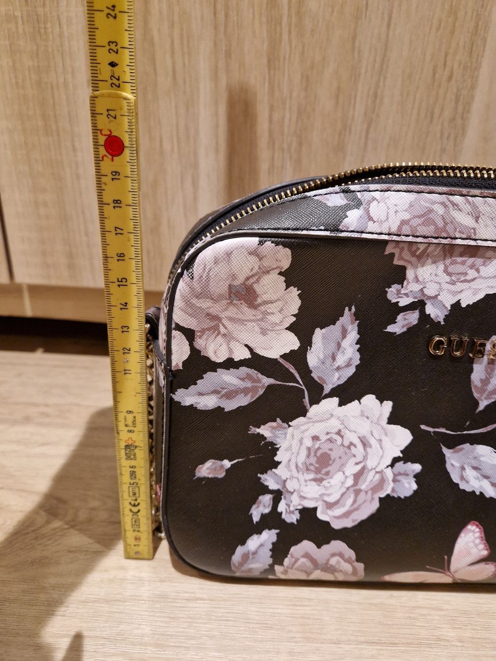 Guess Borse da donna: Guess Handtasche, Tasche, Umhängetasche – Usato da Saanenmöser venduto da 60ies 9