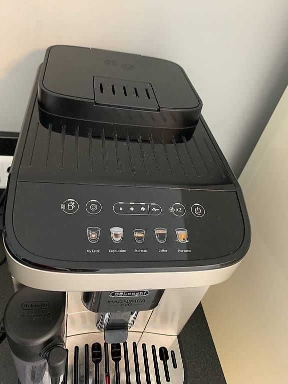 De'Longhi Macchine per caffè & Macchine per espresso: Machine à café Delonghi – Usato da Chambésy venduto da lil_5tkn