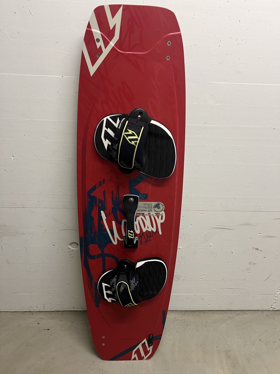 North Kite: North Kiteboarding Dragon Kiteboard – Gebraucht aus Zürich von c.n.weiss