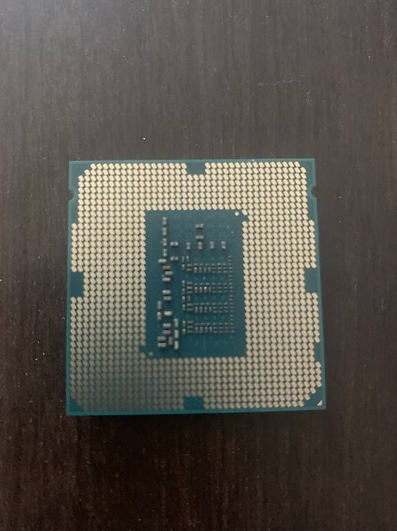 PC: CPU Intel i5-4460S + Cooler – Usato da Cossonay-Ville venduto da BRick73 1