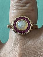 Très jolie bague vintage 60 pierres rubis / opale neuve