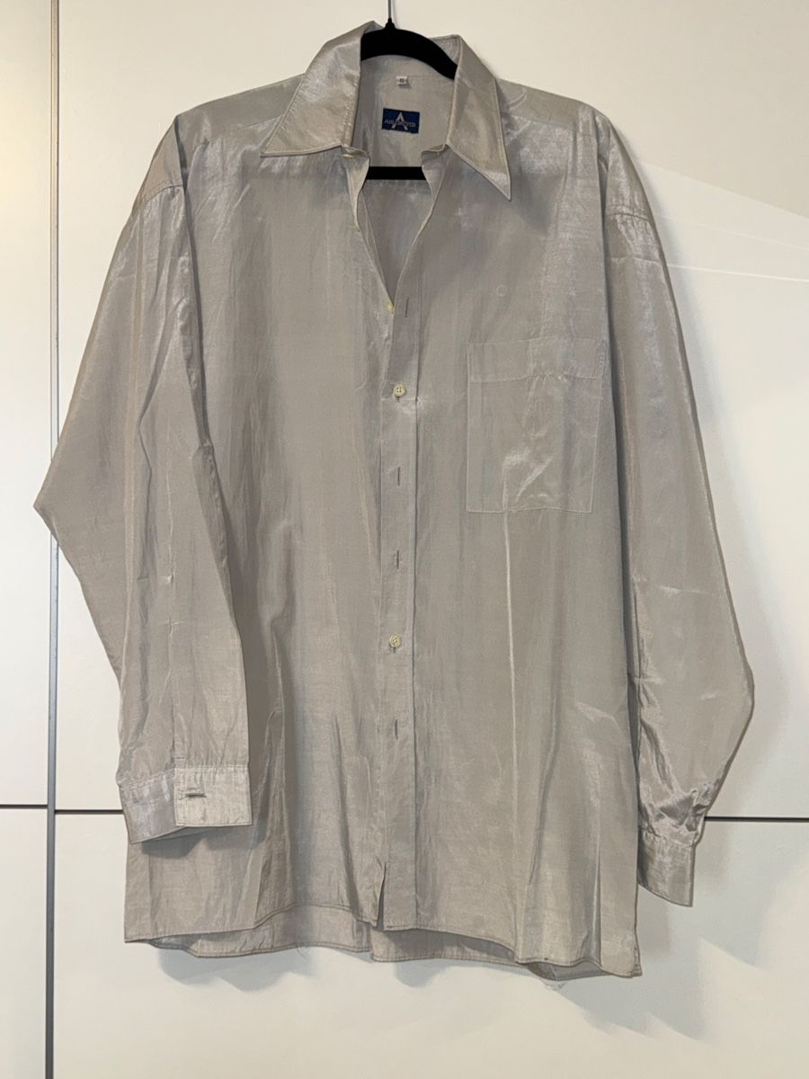 Camicette: HELLGRAUE OVERSIZE-BLUSE – Usato da Schlieren venduto da kle_dis