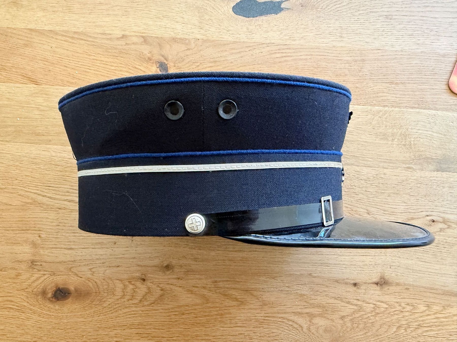 SBB/CFF/FFS Uniformi: Eisenbahnerhut SBB – Usato da Riehen venduto da Oberloescher 2