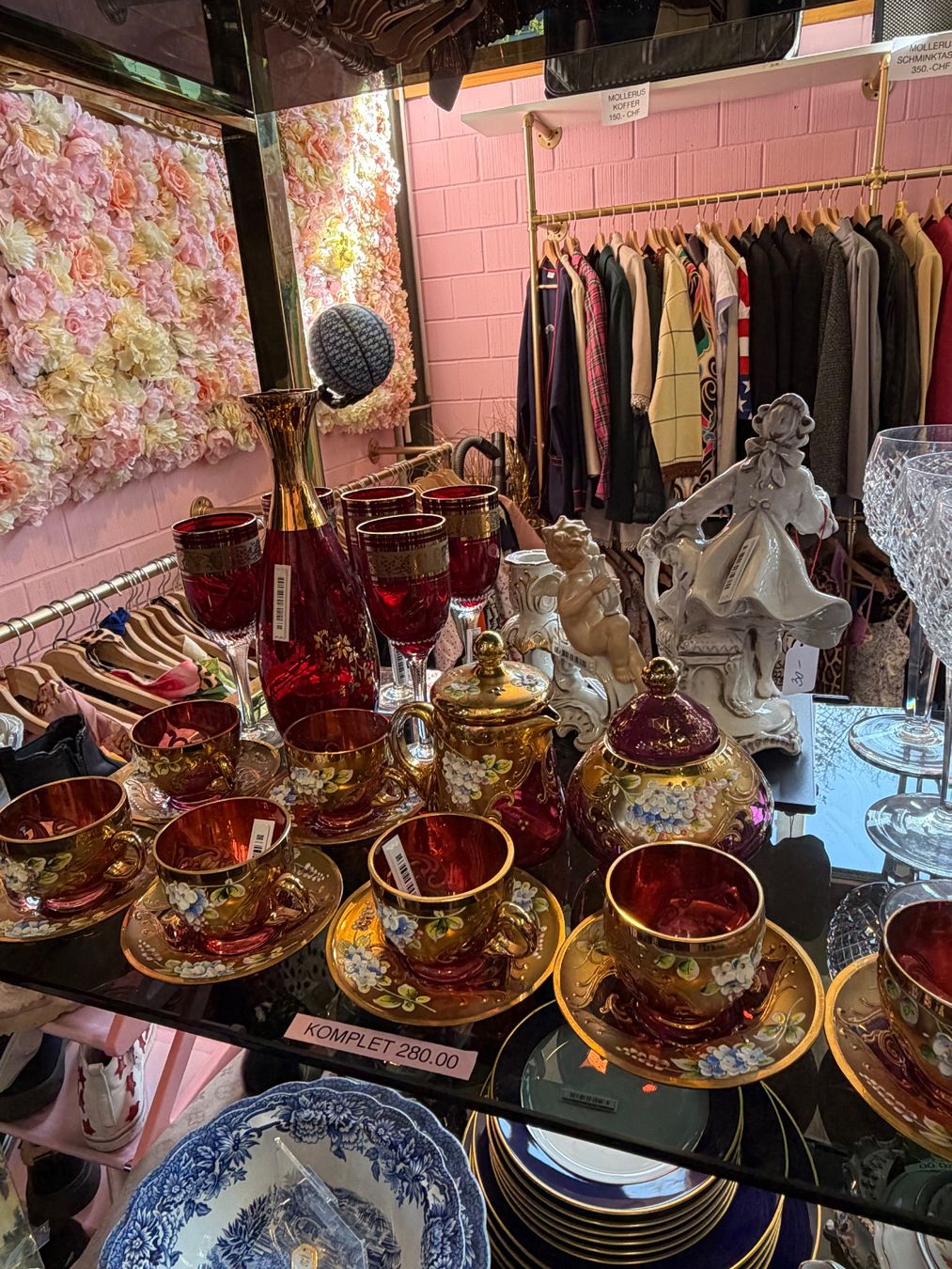 Tazze: Kaffee Set rot – Usato da Zürich venduto da SecondhandZurich