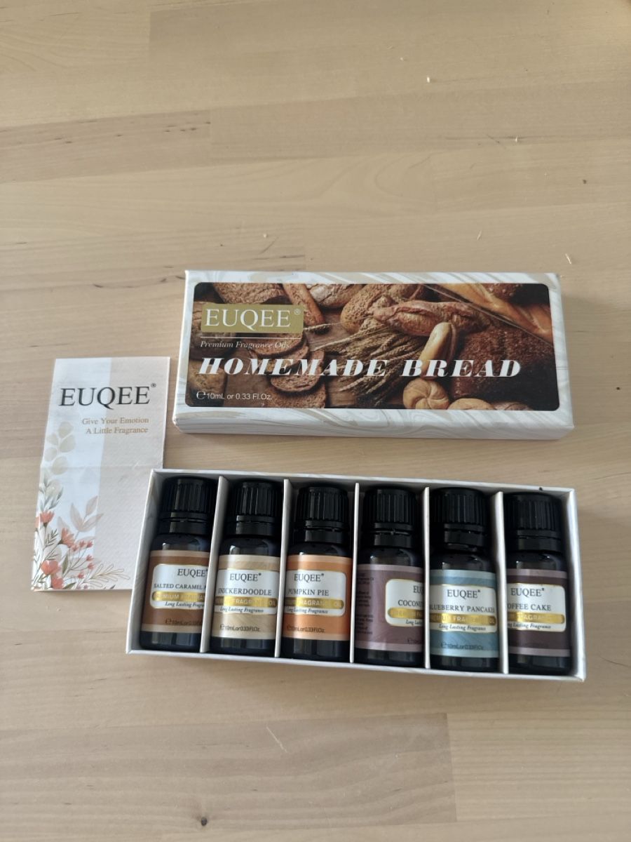 Oli essenziali: EUQEE Ätherische Öle Duftset Homemade Bread 6x10ml neu – Usato da Glattpark(Opfikon) venduto da Scatho