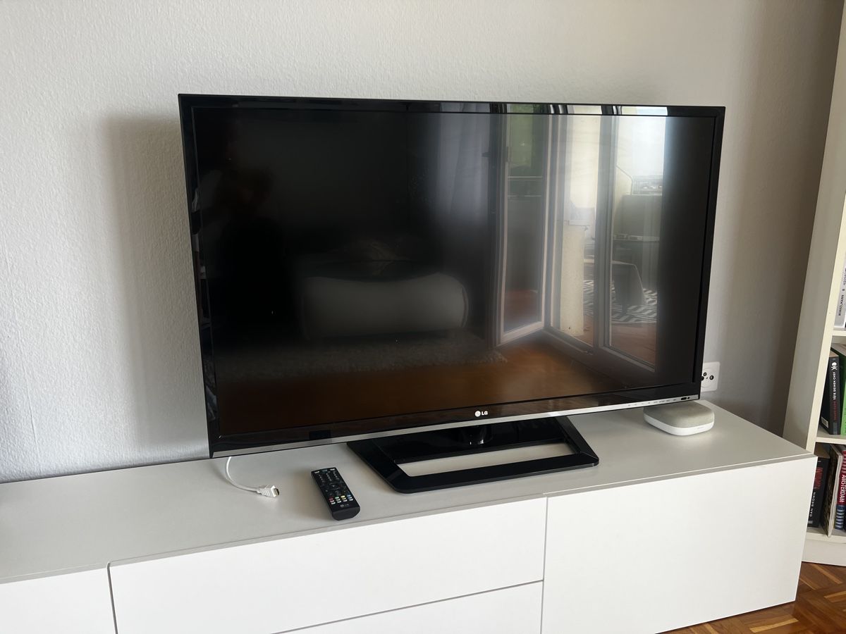 LG Televisori: Fernseher LG Full-HD LED-TV – Usato da Sursee venduto da eli_9rx9