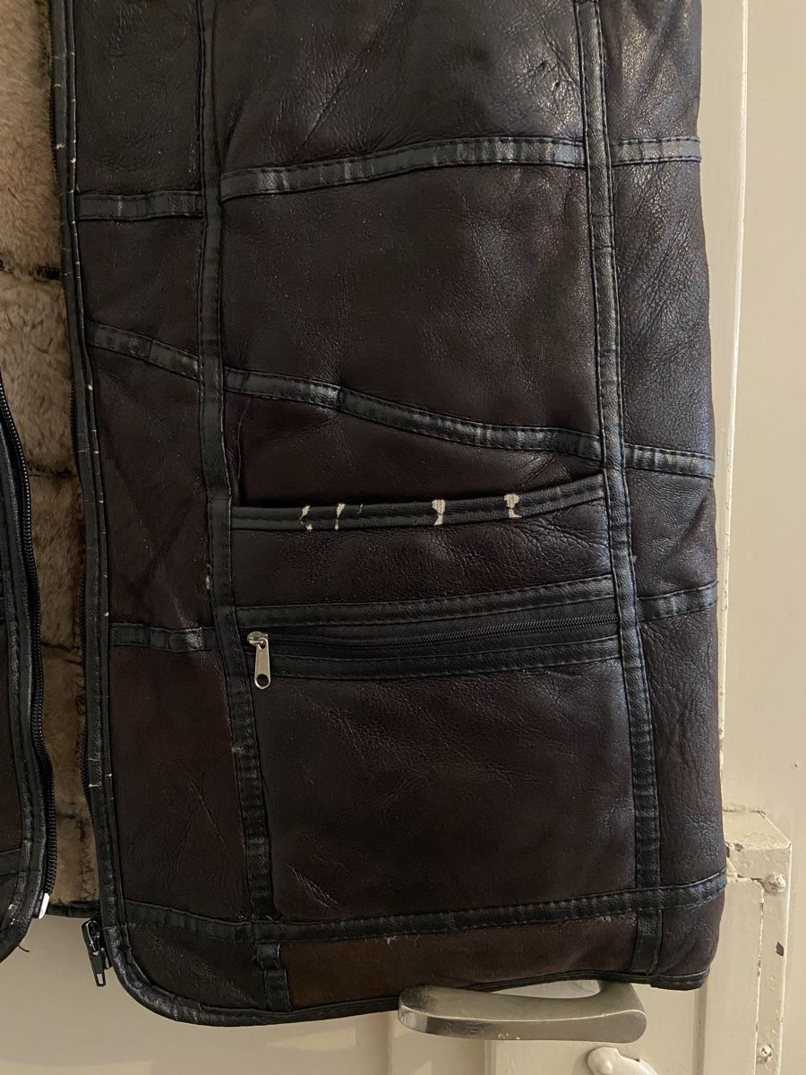 Gilets: Braune Leder-Weste mit Fell-Futter – D'occasion à Zürich par luc_8sdm 9