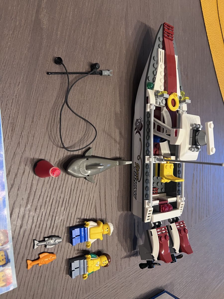 Lego Kit di costruzioni: Lego City 60147 Boat – Usato da Zug venduto da axx3l 3