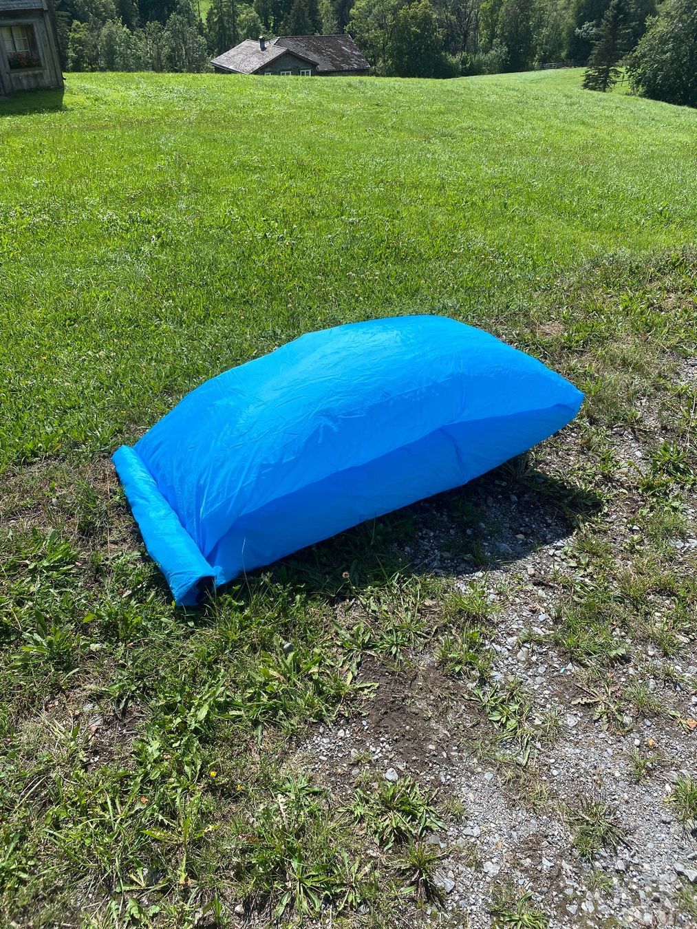 Sedie a sdraio: Luftsofa Blau Outdoor Camping – Usato da Wildhaus venduto da mandala10
