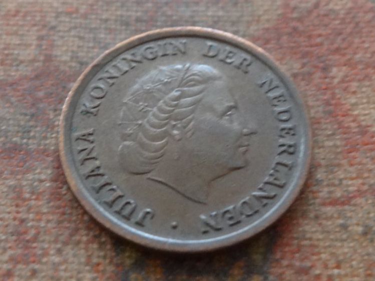 Tutti le monete: PAYS-BAS  Nederland  1  Cent  1957 – Usato da Romanel-sur-Lausanne venduto da Swift13 1
