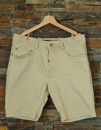 kurze Hosen / Shorts BERSHKA Denim Gr. L