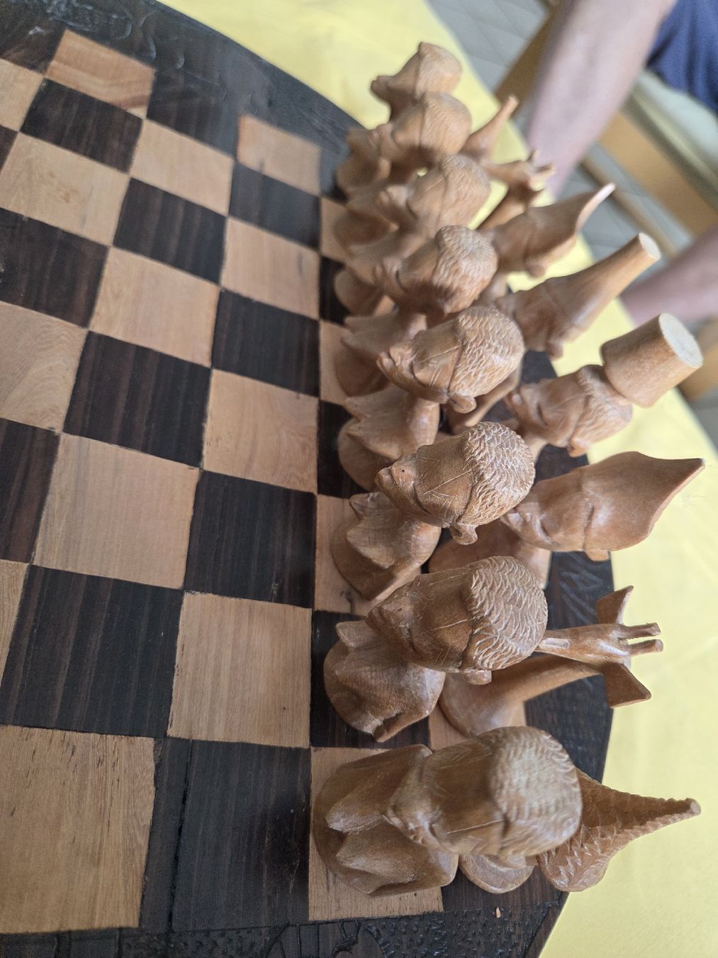 Spiele: Jeu d'échecs africain avec figurines sculptées  – Gebraucht aus Gletterens von rap_2nj6 1