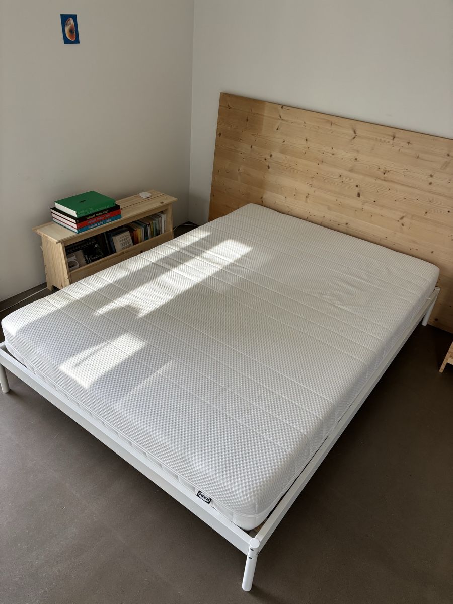 Lits: IKEA bed and mattress NEW – Neuf (Voir description) à Zürich par blackblack 2