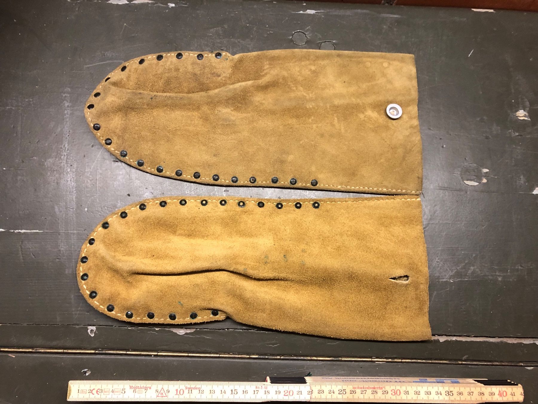 Armée suisse Gants & mitaines : Schweizer Armee Militär Stacheldraht Handschuhe Leder – D'occasion à Madiswil par TEMISO 1
