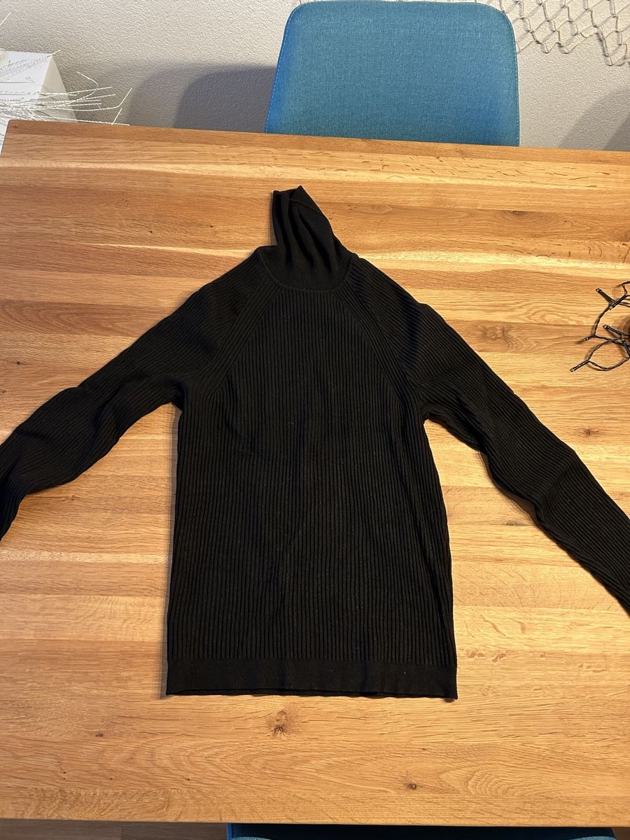 Maglioni & Felpe: Antony Morato Rollkragenpullover, schwarz, Grösse M – Usato da Lyss venduto da Eldorado_Luxury