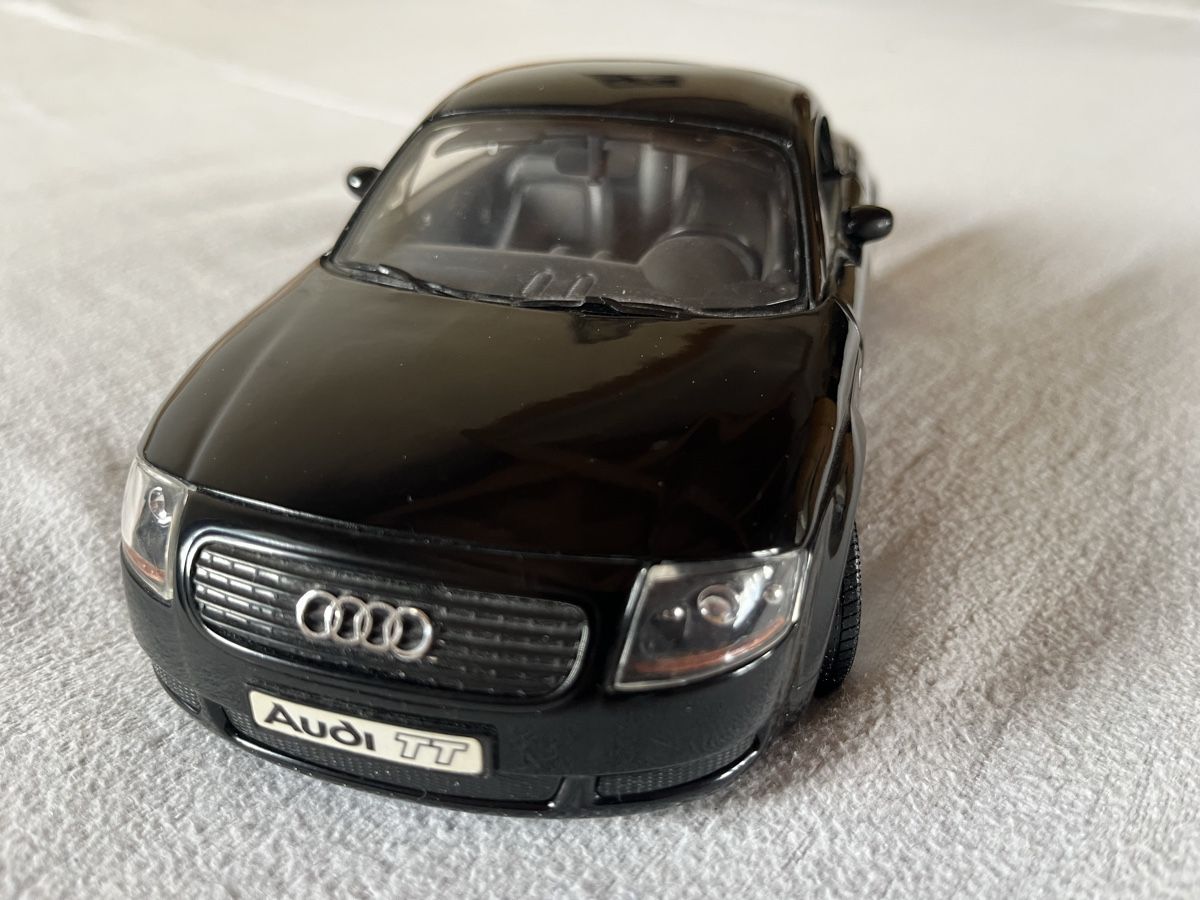 Revell Voitures modèles: Audi TT Modellauto schwarz, neuwertig – Neuf (Voir description) à Thürnen par win-dar-win 5