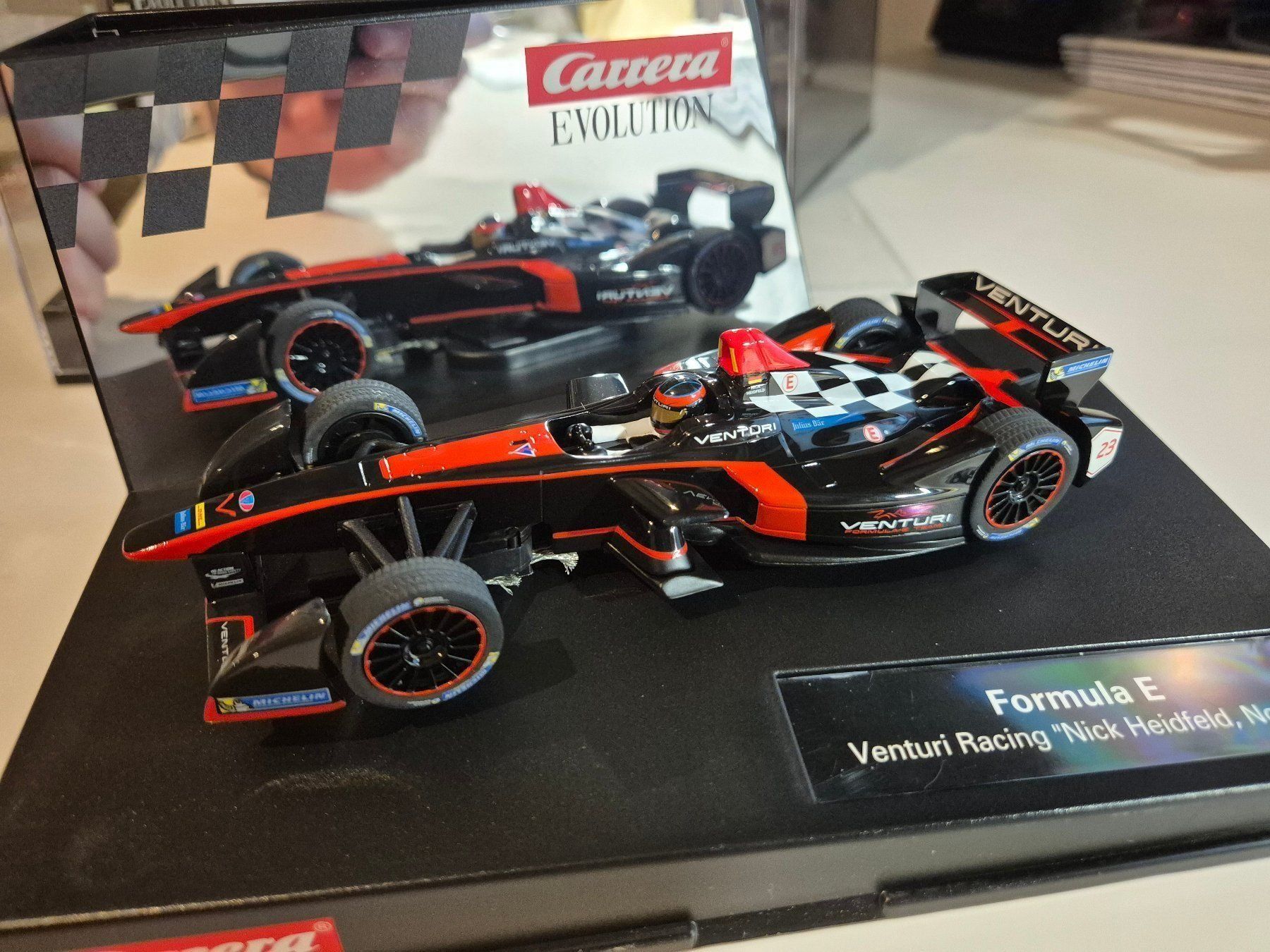 Carrera Circuits: Carrera Evolution Formula E Venturi Racing Nick Heidfeld – Neuf avec emballage d'origine à Ennetbürgen par Perlen01