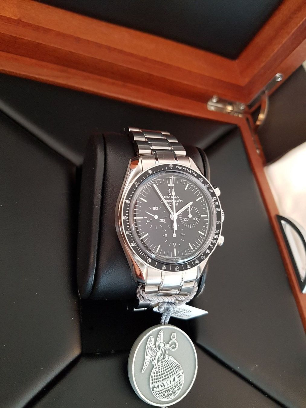 Omega Orologi: OMEGA Moonwatch, Speedmaster 50th Anniversary Ltd Series – Nuovo e nell'imballaggio originale da Wilen b. Wollerau venduto da Topclassic 1