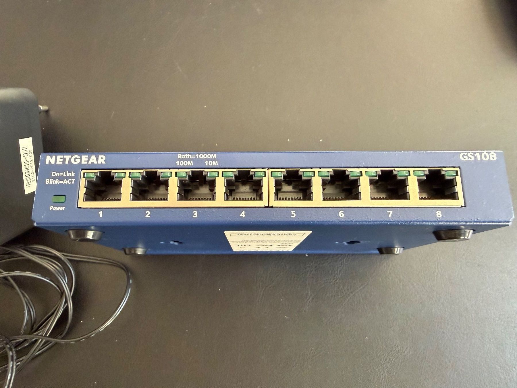Netgear Hub & Switch: Netgear proSAFE 8-Anschluss Gigabit Ethernet Switch GS108 – Usato da Rupperswil venduto da fatboy03 1
