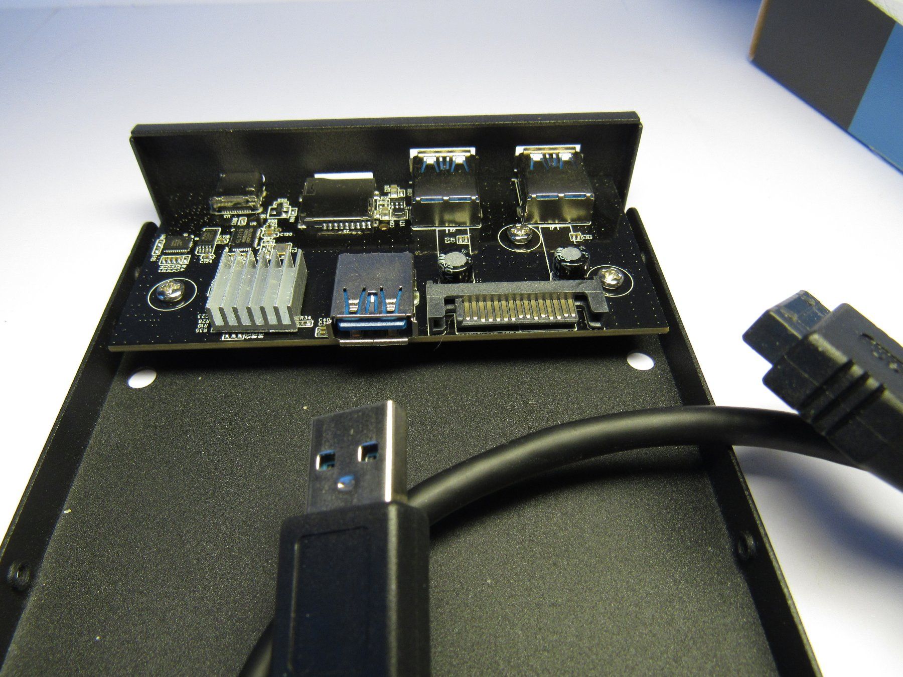 Lettori di schede: CSL SD, microSD Cardreader / USB A+C Bay 3.5'' PC intern – Usato da Langenthal venduto da pc-s1 4