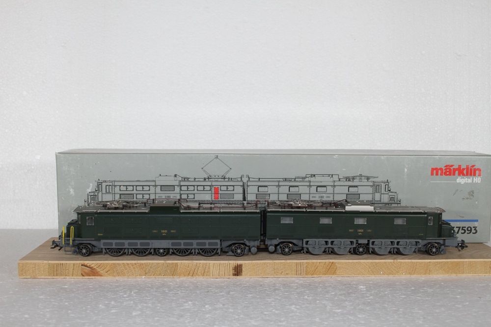 Locomotive Märklin 37596 Ae 8/14 SBB HO Digitale - Très Bon état