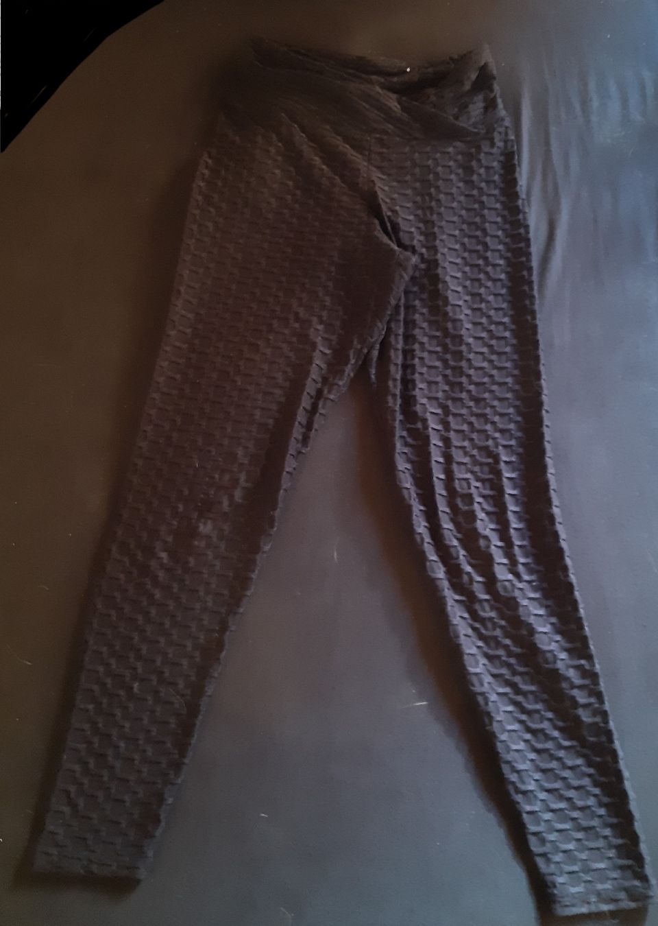 Pantalons: Hosen schwarz – D'occasion à Toffen par Gwunderegge77