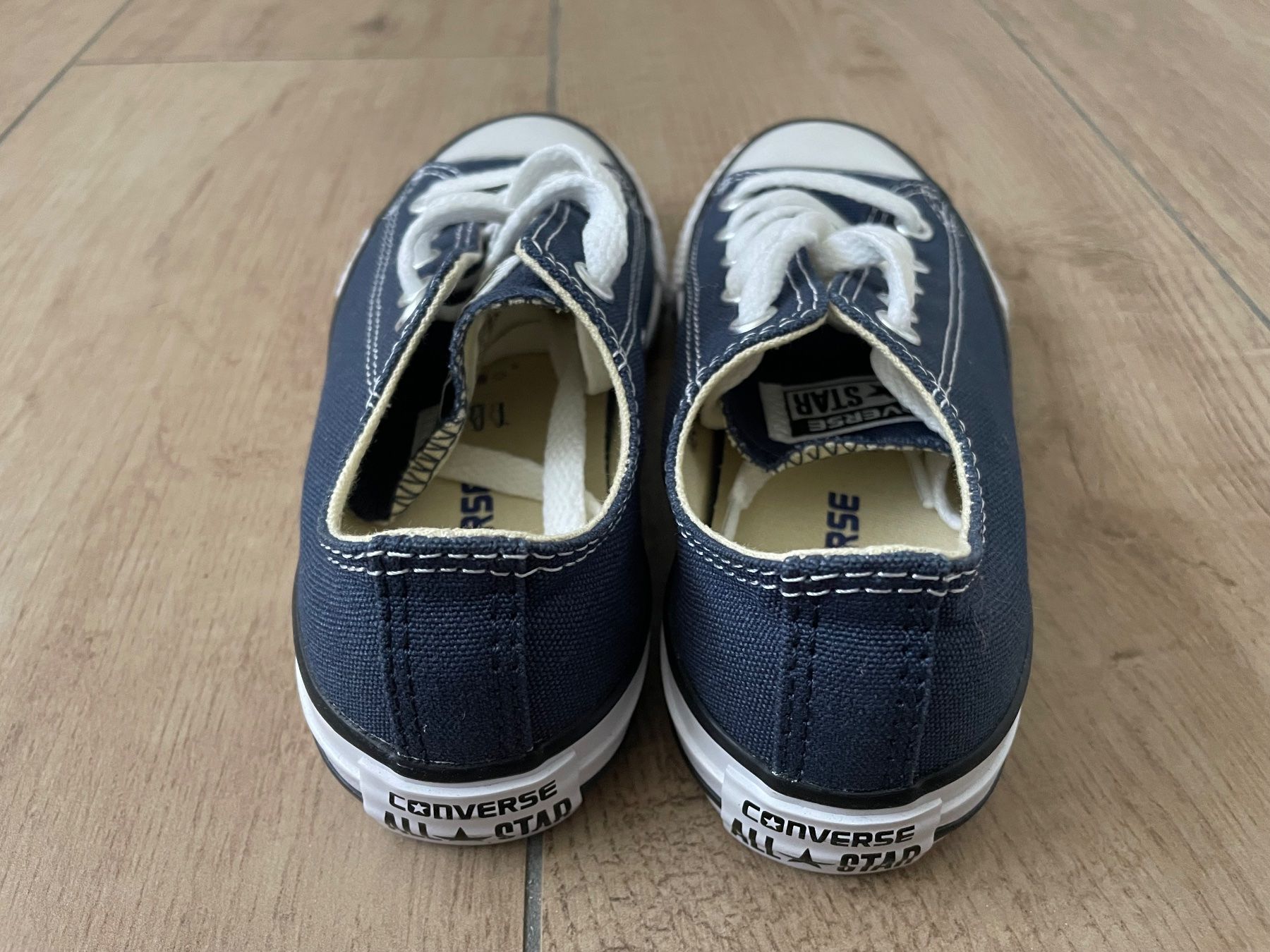 Converse Scarpe per ragazzi: Converse Turnschuhe dunkelblau Gr. 30 NEU – Nuovo (secondo la descrizione) da Waltenschwil venduto da hansnine 3
