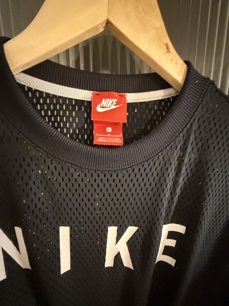 Nike T-Shirts: T-shirt Nike noir – Gebraucht aus Monthey von iri_9pt5 3