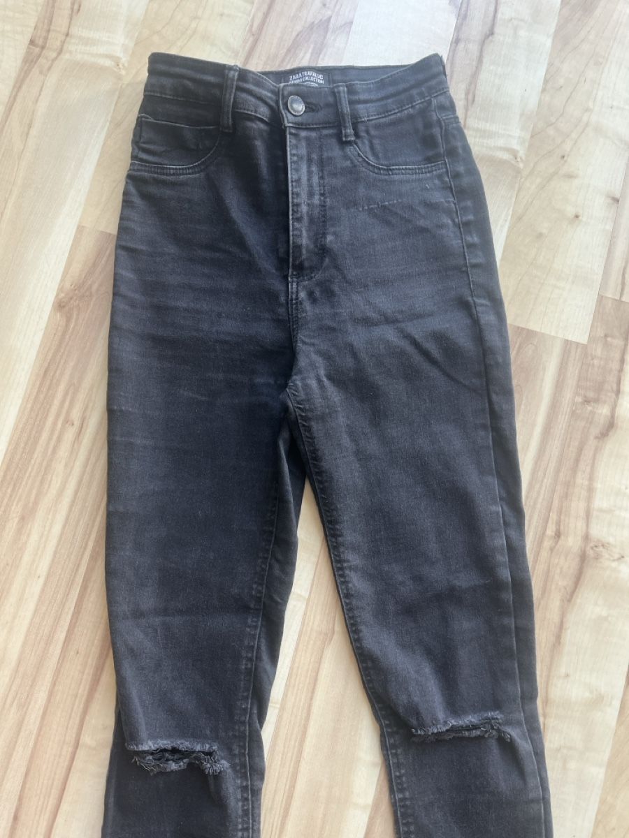 Zara Jeans: Jeans Zara – D'occasion à Davesco-Soragno par Marti3011