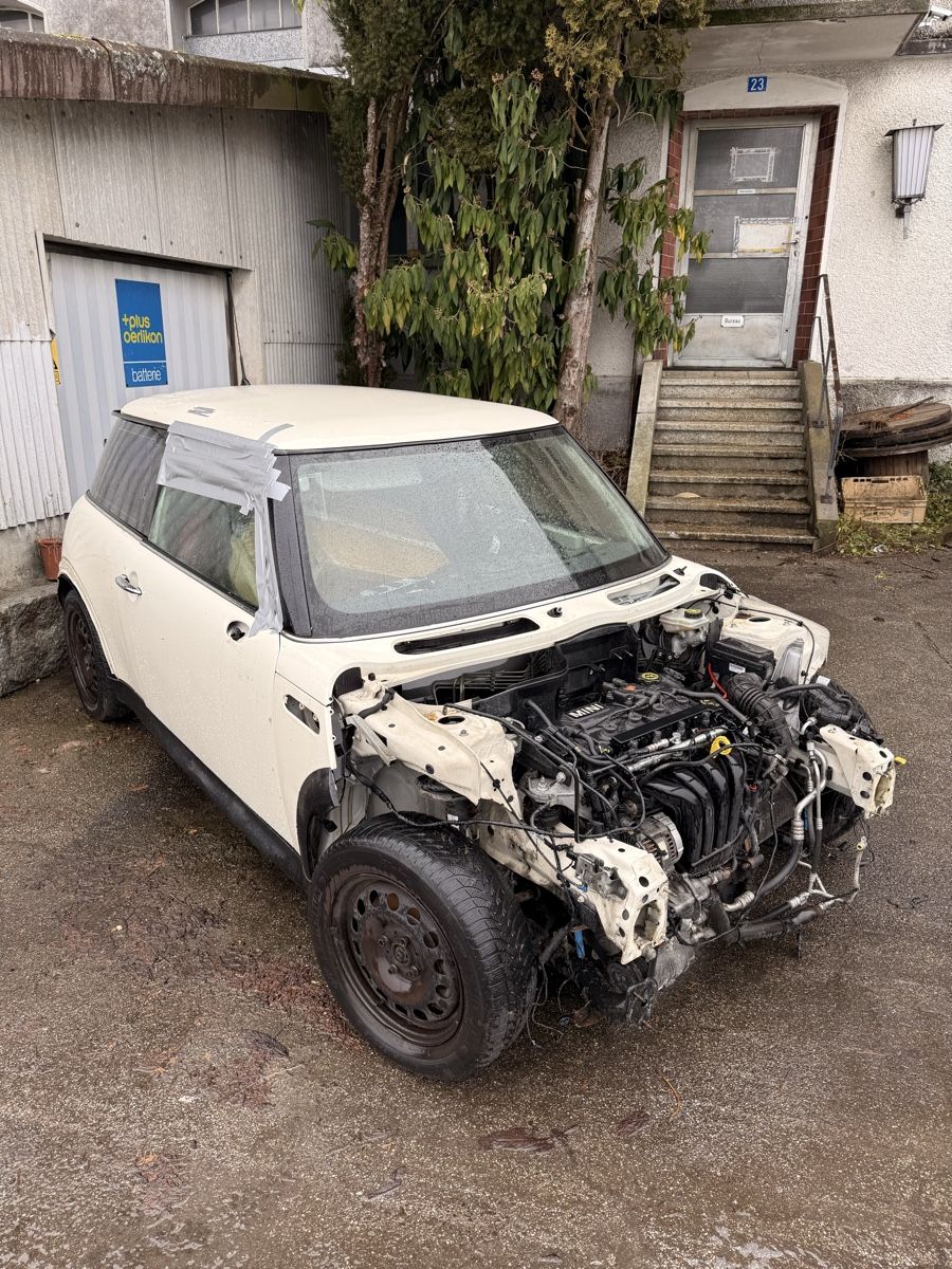 Mini Automobili: Mini Cooper zu Verkaufen, ab Platz! – Usato da Grafenried venduto da ErnstEggerAG 1