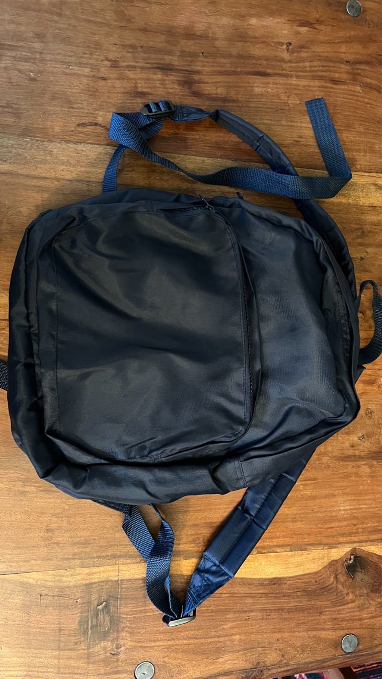 Zaini: Rucksack mit integriertem Regenschutz, leicht und robust – Nuovo (secondo la descrizione) da Ottenbach venduto da luckylukeworld 3
