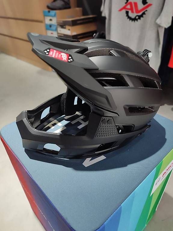 Helme: CASCO BELL SUPER AIR R MIPS – Gebraucht aus Rivera von inf_qr2h