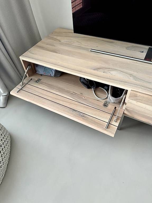 TV Möbel: E15 Lowboard  – Gebraucht aus Herrliberg von IAmS3ll1ng 2