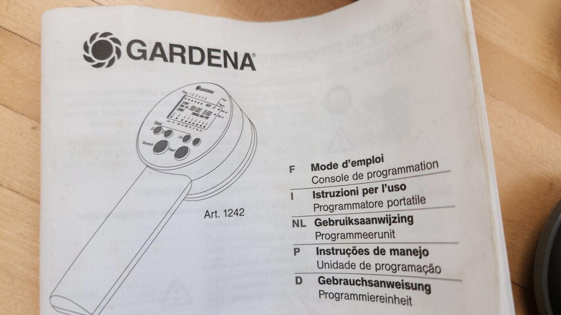 Sistema di controllo: Gardena Programmiergerät 1242-29 mit 3 Ventilen – Usato da Frasnacht venduto da readygo 4