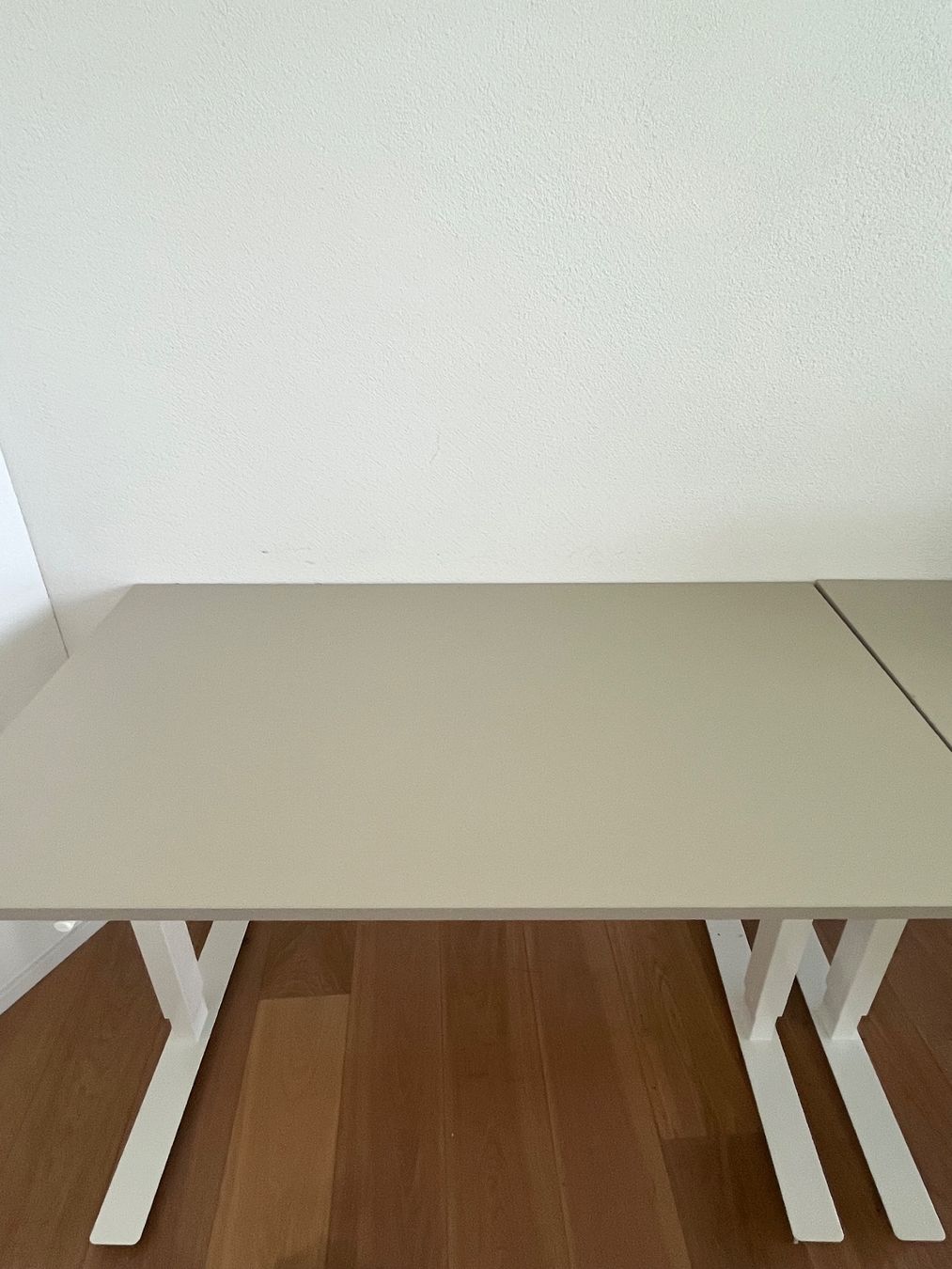 Ikea Scrivanie: Schreibtisch sitz/steh – Usato da Zürich venduto da wil_9hpz 2