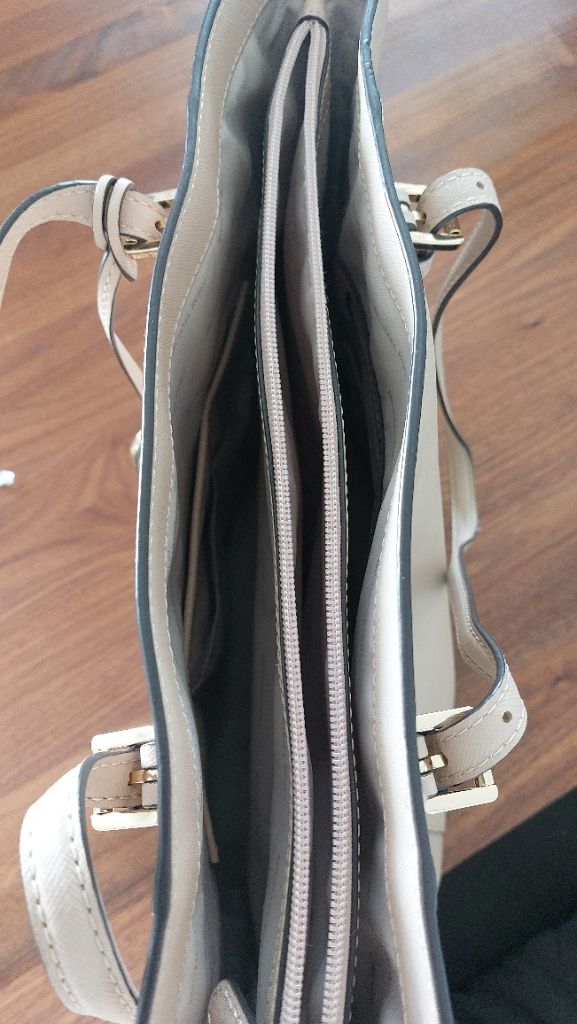 Michael Kors Sacs femmes: Original Michael Kors Handtasche – Neuf (Voir description) à Menznau par Bijou30 1