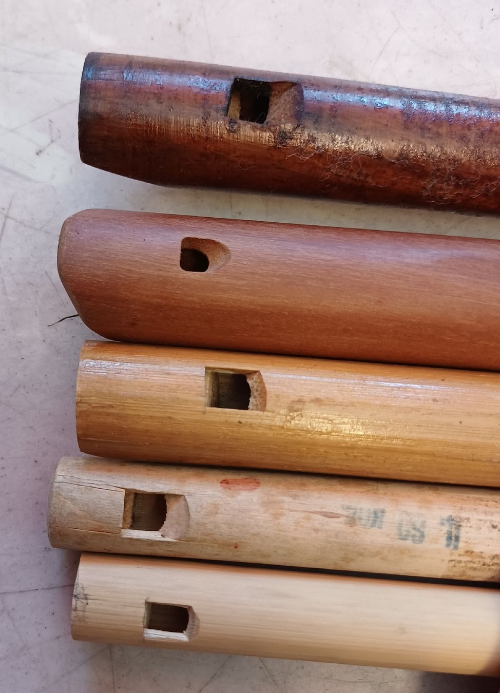 Strumenti musicali: 5 Holz/ Bambus Flöten – Usato da Merenschwand venduto da Brockinell 6