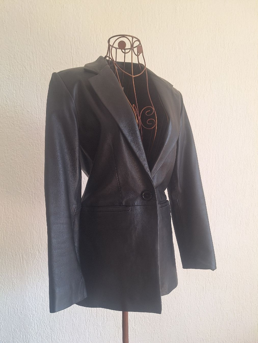 Giacche: Schwarzer Echtleder Blazer, Gr. 36 – Usato da Zürich venduto da Zelda14