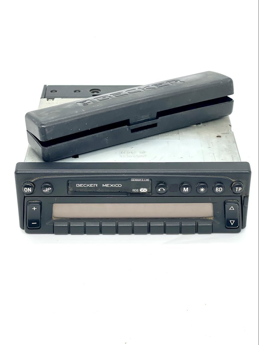 Becker Radio: Becker Mexico BE2330 + Silverstone BE2660 + Verstärker – Usato da Thun venduto da Strangedog 1