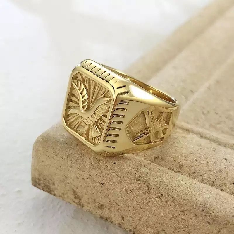 Anelli: Bald Eagle signet ring for men – Nuovo e nell'imballaggio originale da Aarburg venduto da StavFashion 1