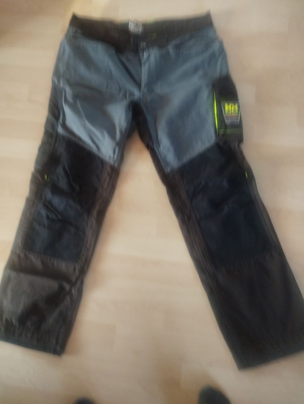 Pantaloni: Helly Hansen Arbeitshose, Herren, Grösse 56,gebraucht – Usato da Zetzwil venduto da Schoggimus