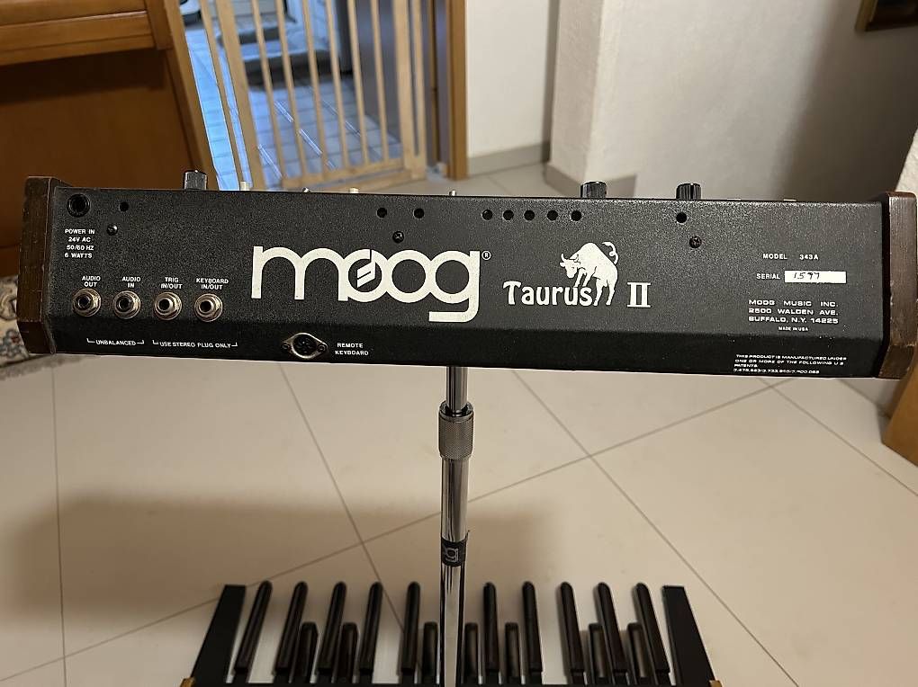 Moog Strumenti musicali: Vintage Moog Taurus II – Usato da Bellinzona venduto da Mauro03 3