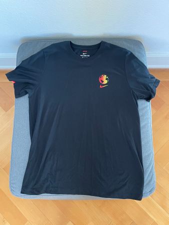 Nike T-shirt noir graphique vert – taille L