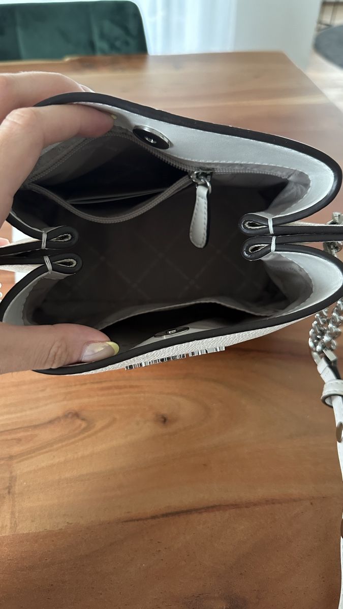 Michael Kors Sacs femmes: Michael Kors Tasche – D'occasion à Maienfeld par VinB 1